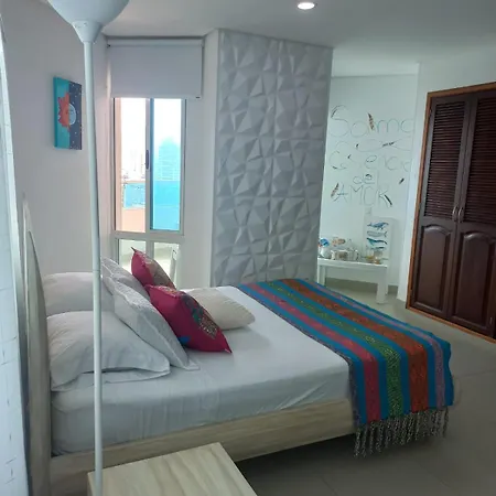 Apartamento Balcones Del Caribe En El Laguito Torres Del Cartagena