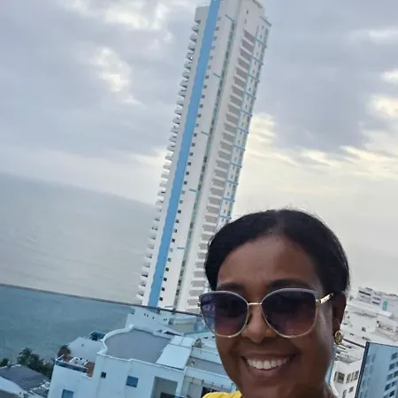 Apartamento Balcones Del Caribe En El Laguito Torres Del